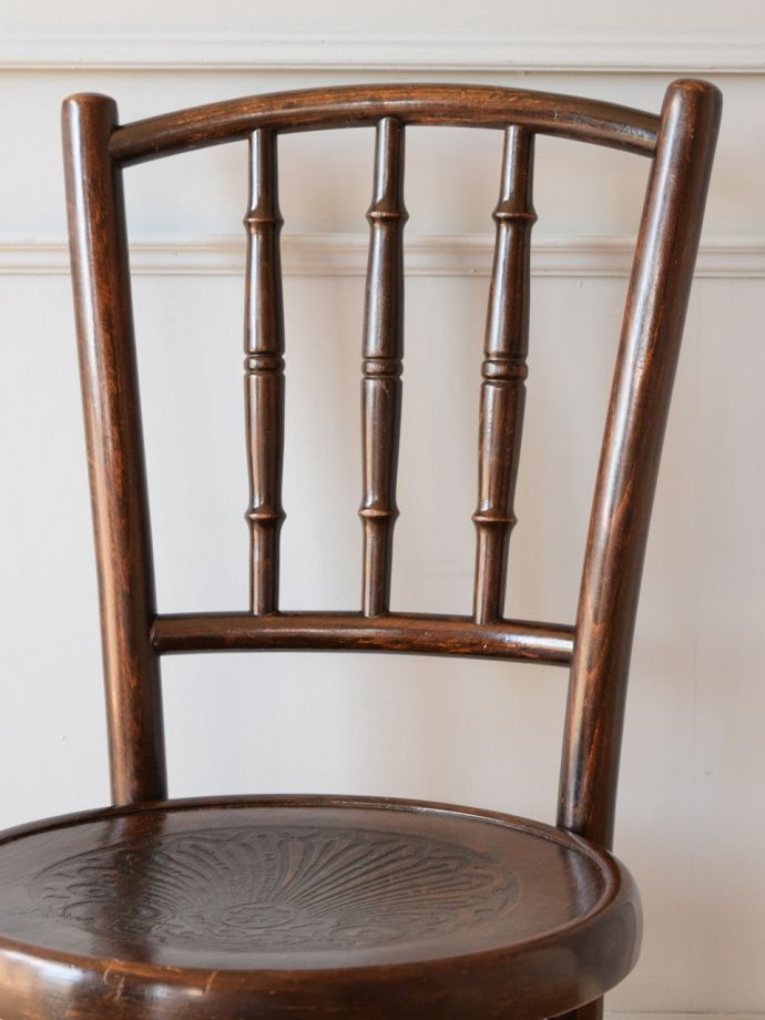 ベントウッドチェアの背もたれ