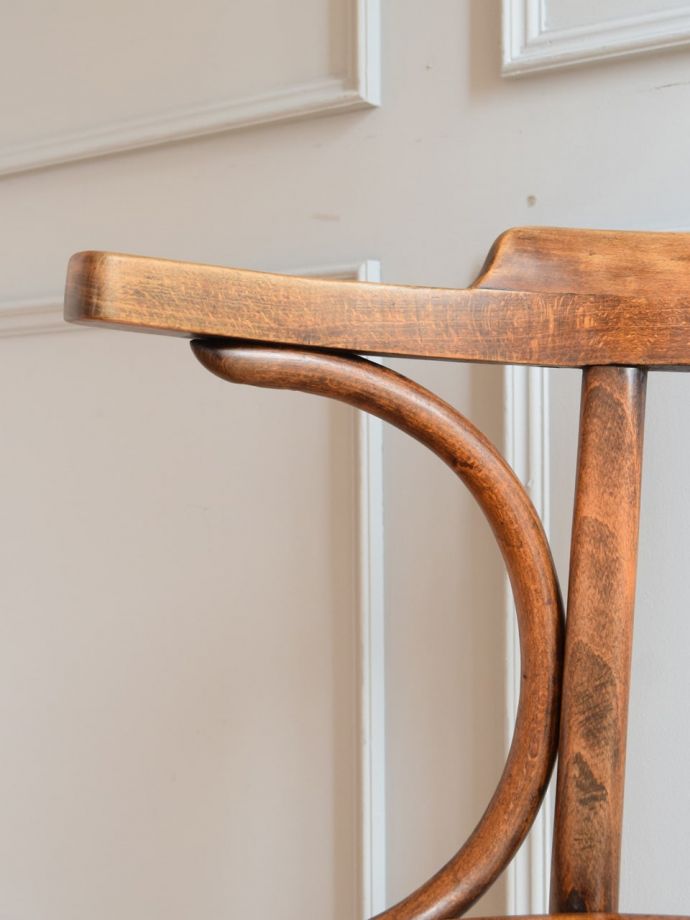 ベントウッドチェアのアーム