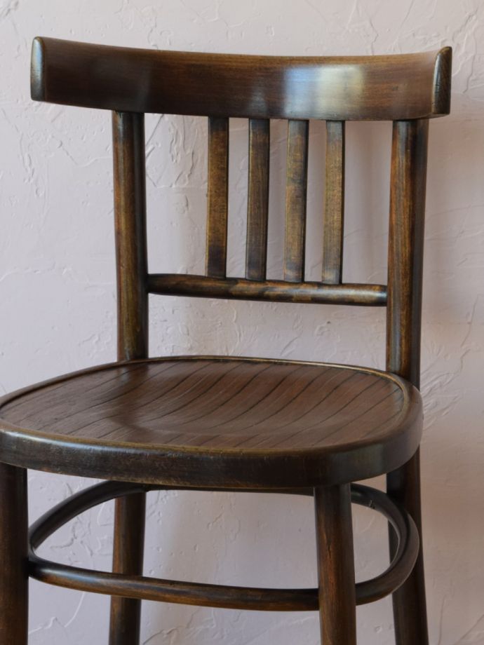 ベントウッドチェアの背もたれ