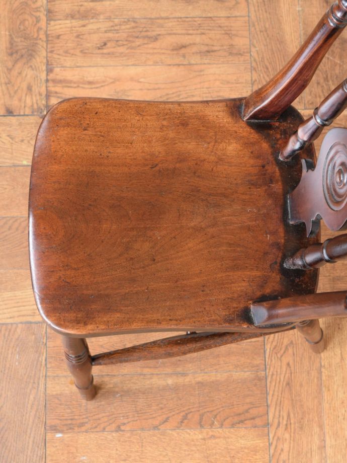 アンティークの椅子の座面