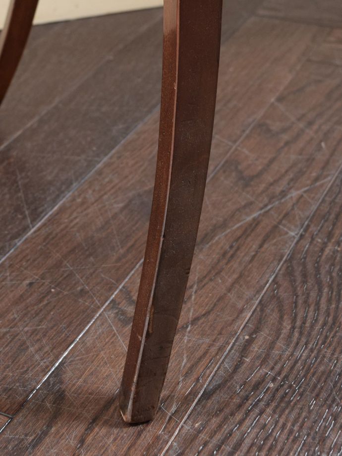 アンティーク家具の脚
