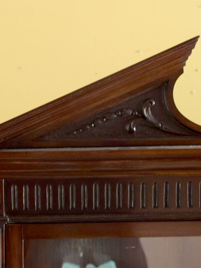 キャビネットの装飾