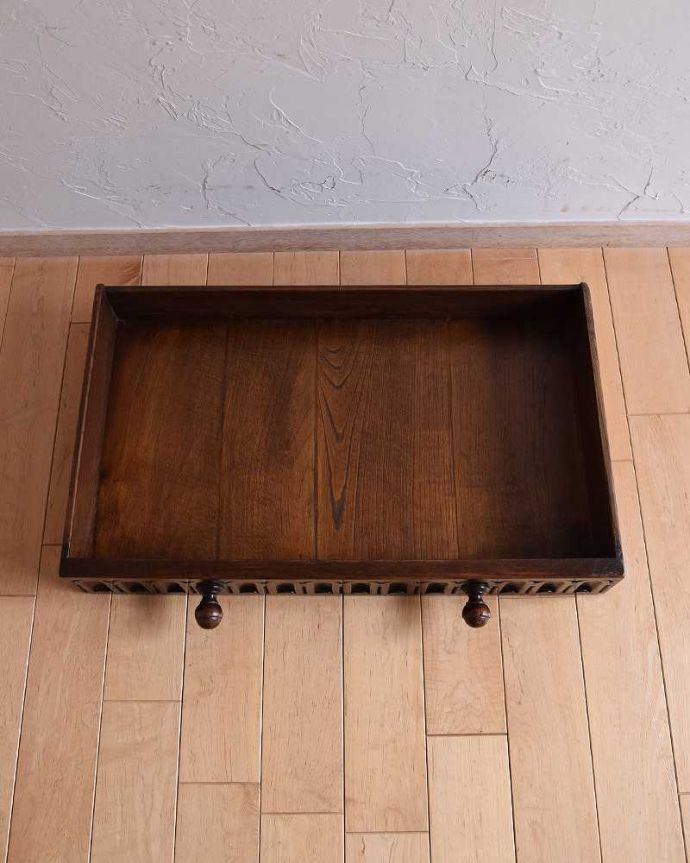 アンティークのテーブル　アンティーク家具　アンティークのおしゃれな英国家具、コンソールテーブル（引き出し付き）。引き出しは１杯。(k-1796-f)