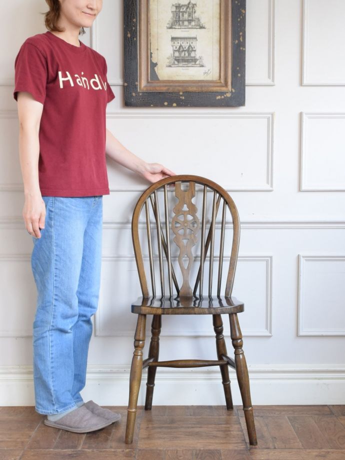 アンティークのキッチンチェア