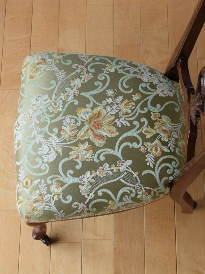 アンティークの椅子の座面