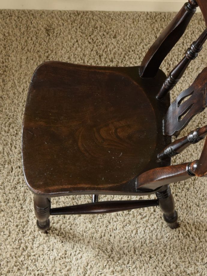 アンティークの椅子の座面