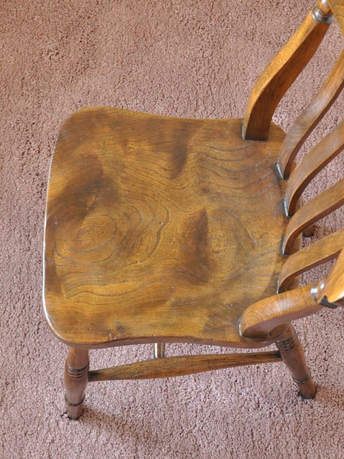 アンティークの椅子の座面