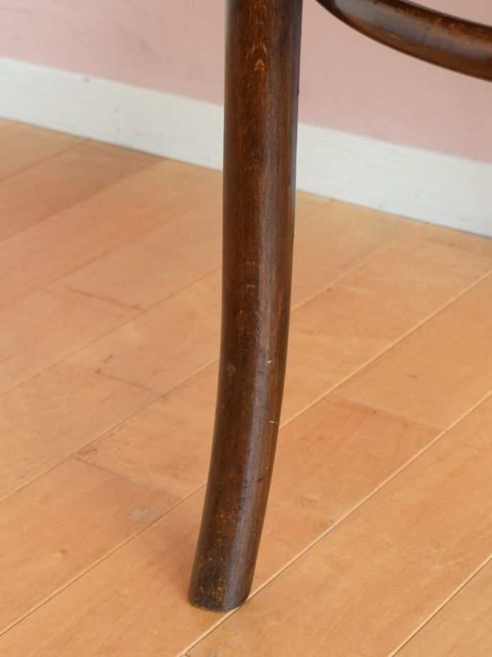 アンティーク椅子の脚