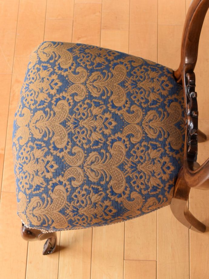 アンティークの椅子の座面