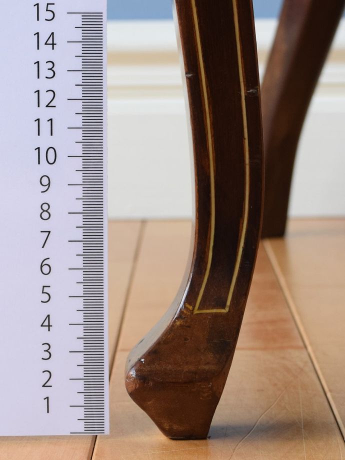 アンティーク椅子の脚