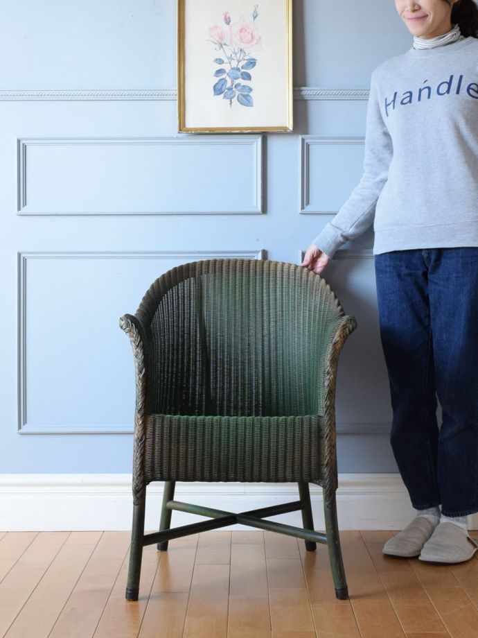 アンティークのロイドルームチェア