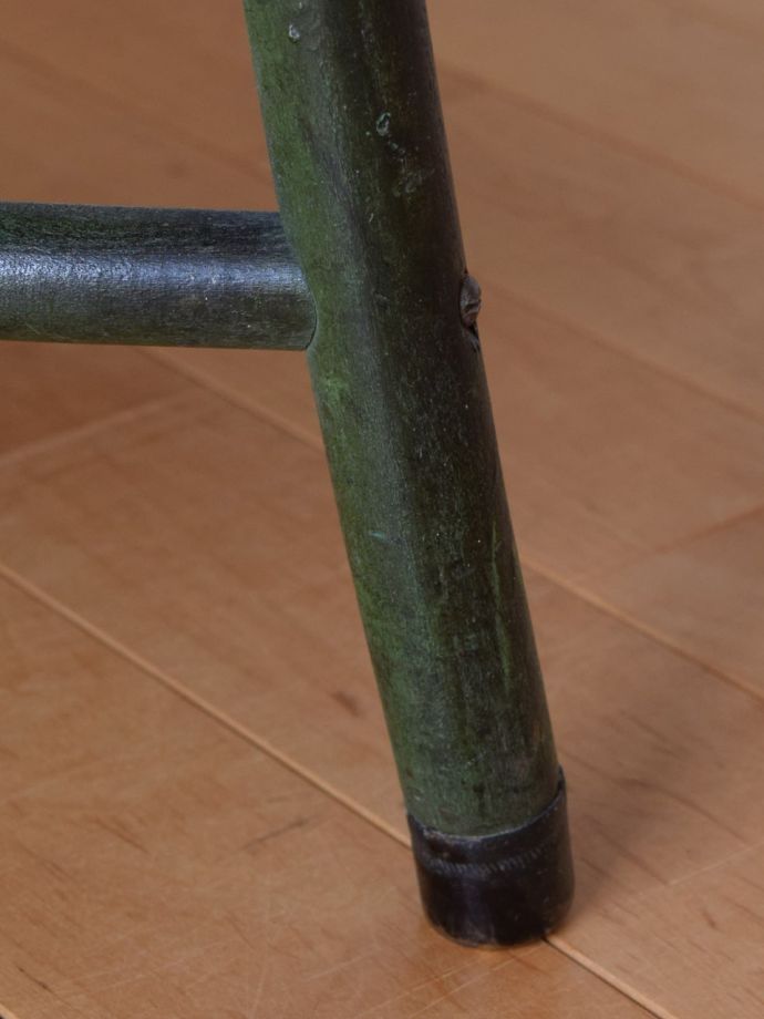 アンティーク椅子の脚