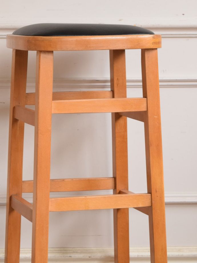 おしゃれなアンティークスツール