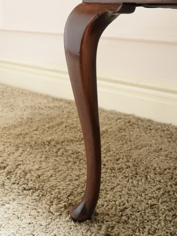 アンティーク椅子の脚