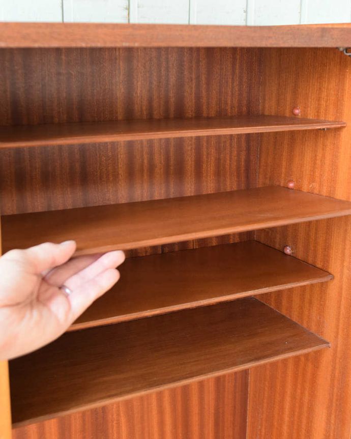 アンティークのデスク・書斎机 アンティーク家具 多機能なイギリスのヴィンテージ家具、ホームオフィス社のデスクキャビネット。棚はスライドできます。(k-1867-f)