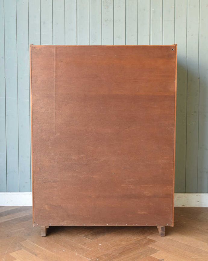 アンティークのデスク・書斎机 アンティーク家具 多機能なイギリスのヴィンテージ家具、ホームオフィス社のデスクキャビネット。後ろ姿もキレイなんです。(k-1867-f)