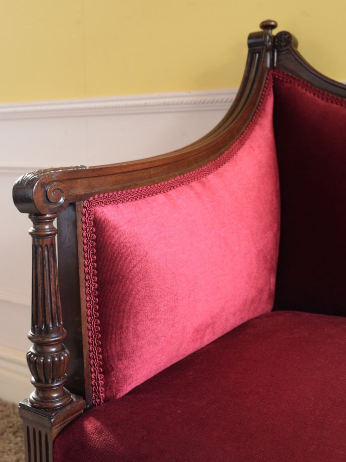 セティの肘掛け