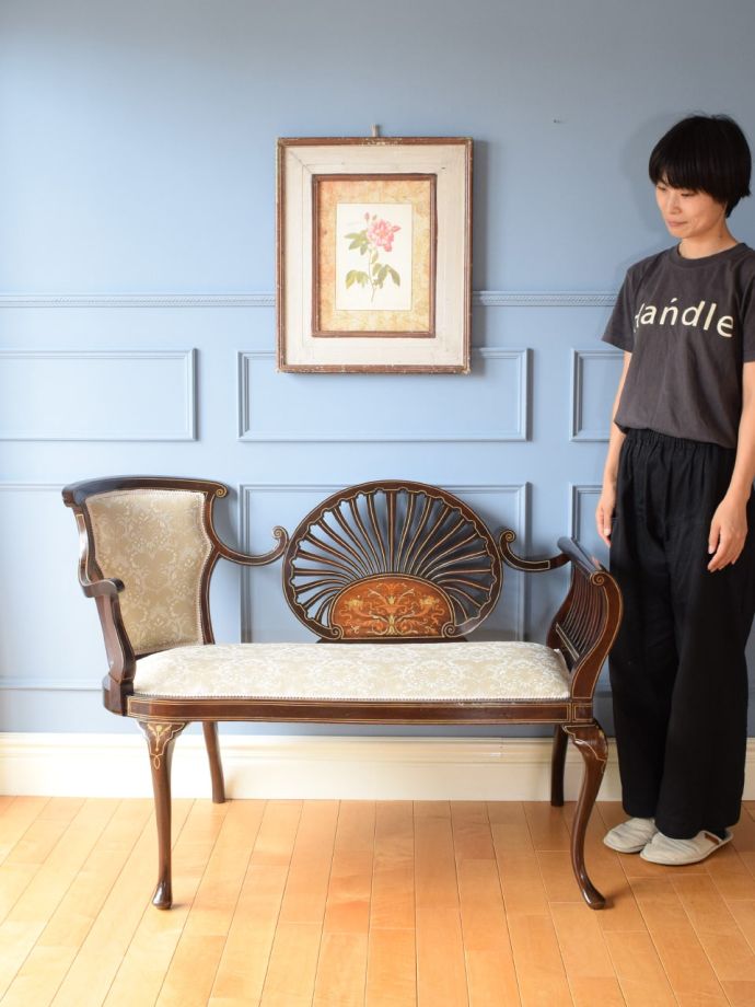 英国アンティークの椅子、セティ