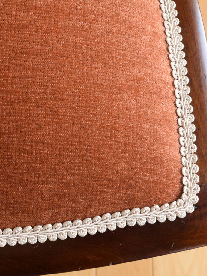 サロンチェアの座面の生地