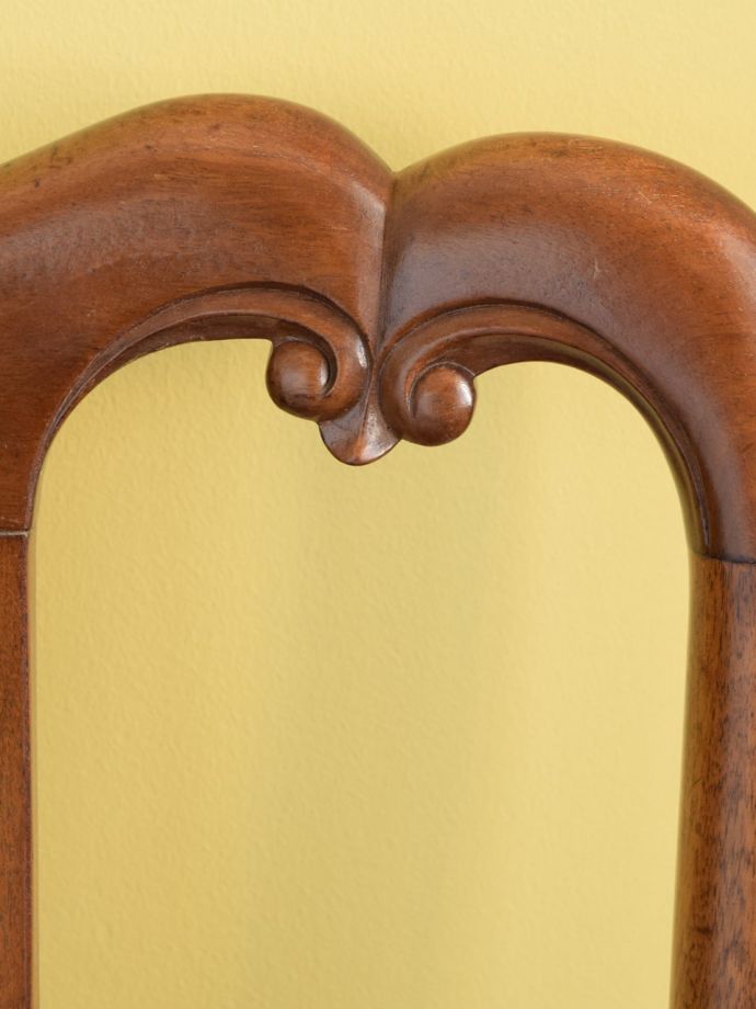 アンティークチェアの装飾