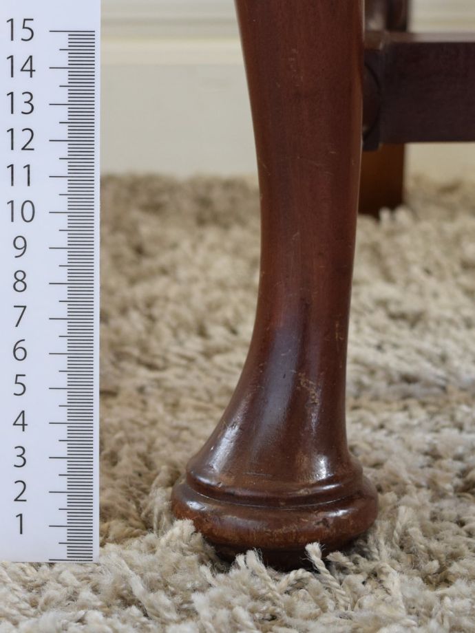 アンティーク椅子の脚