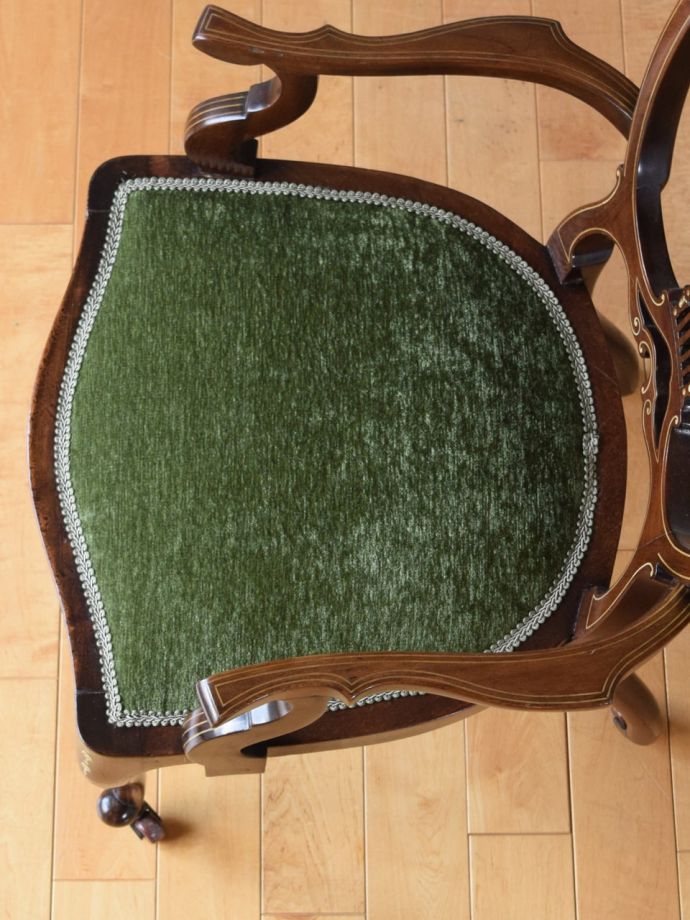 アンティークの椅子の座面