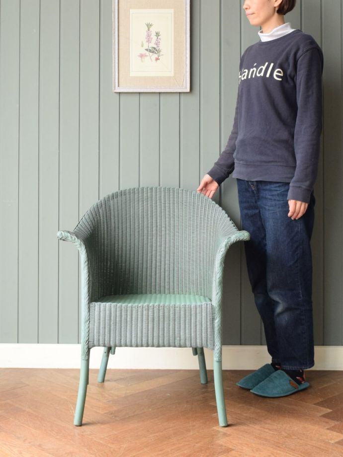 アンティークのロイドルームチェア