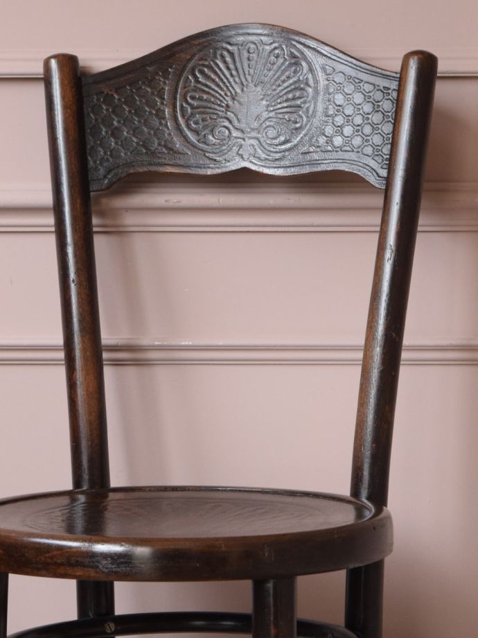 ベントウッドチェアの背もたれ