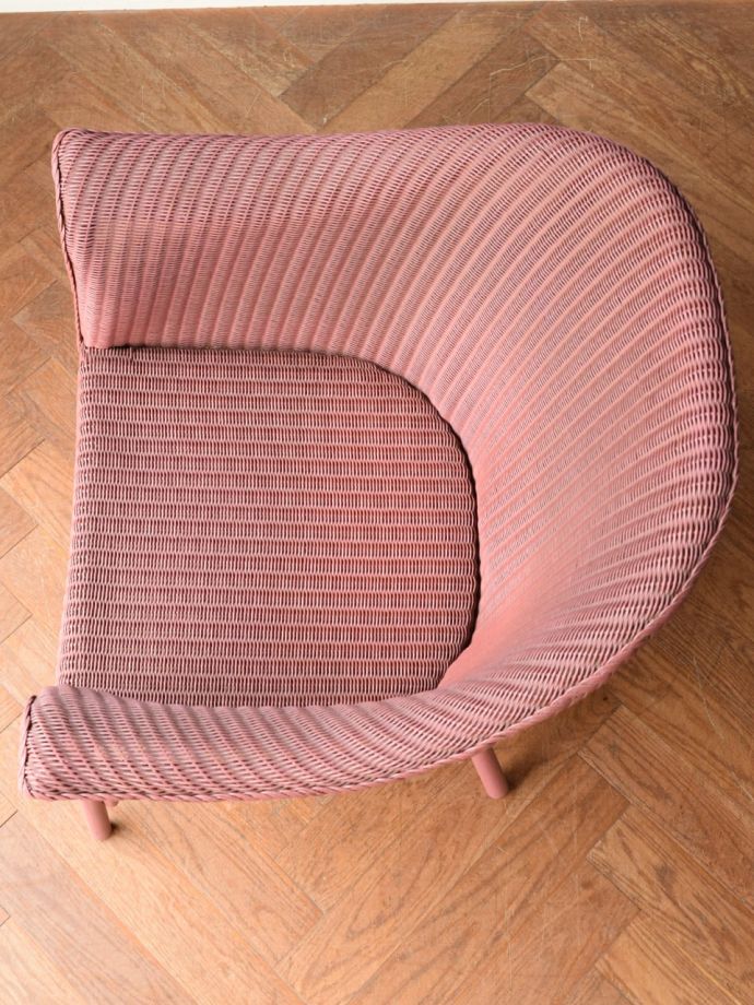 ロイドルームチェアの座面