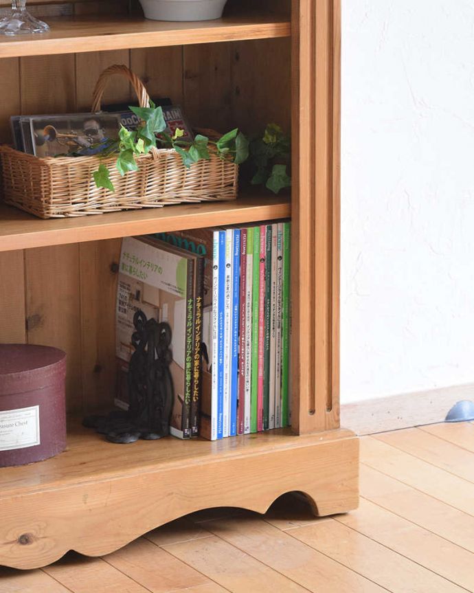 オールドパインのアンティーク家具、イギリスで見つけたオープンブック