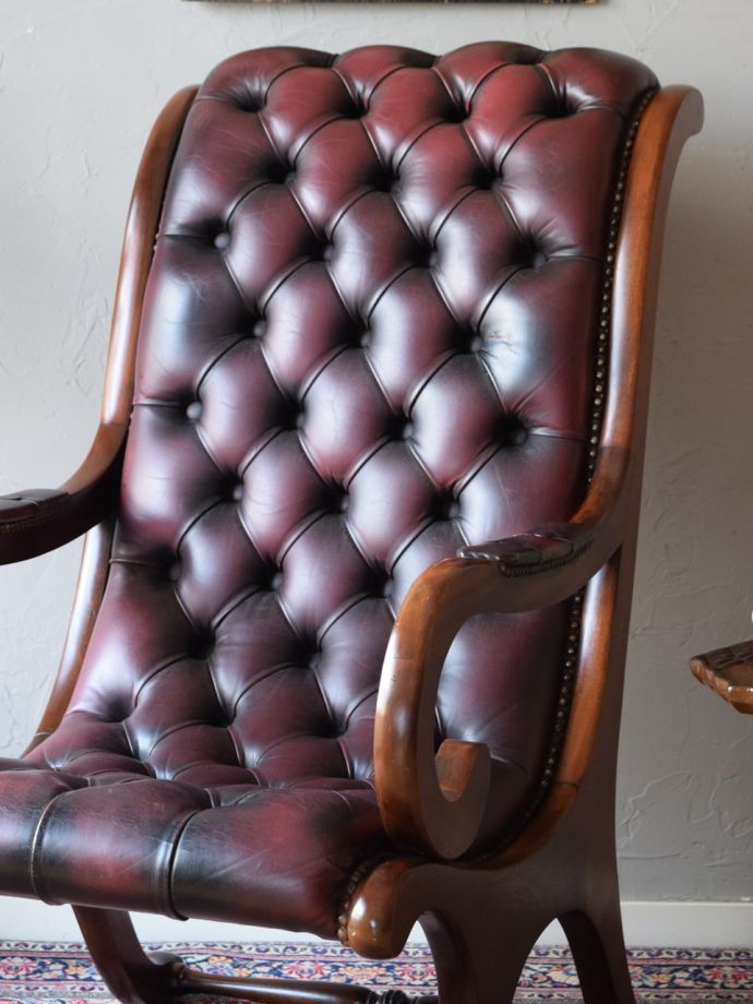 アンティークパーソナルチェアの背もたれ