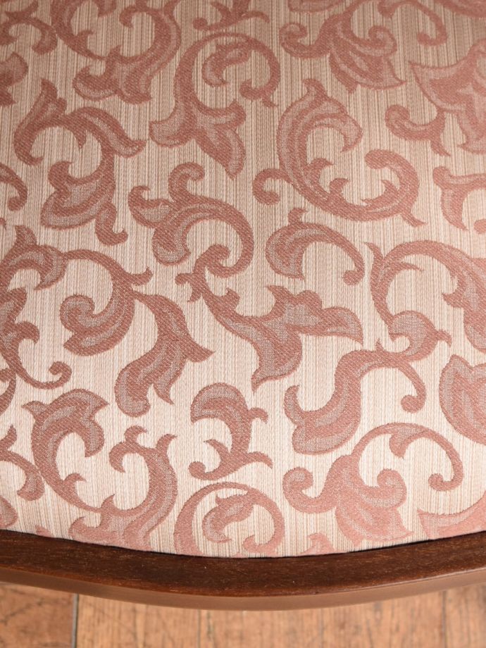 サロンチェアの座面の生地