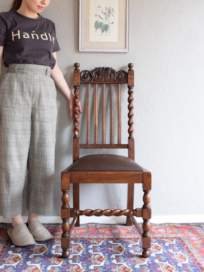 英国アンティークのダイニングチェア