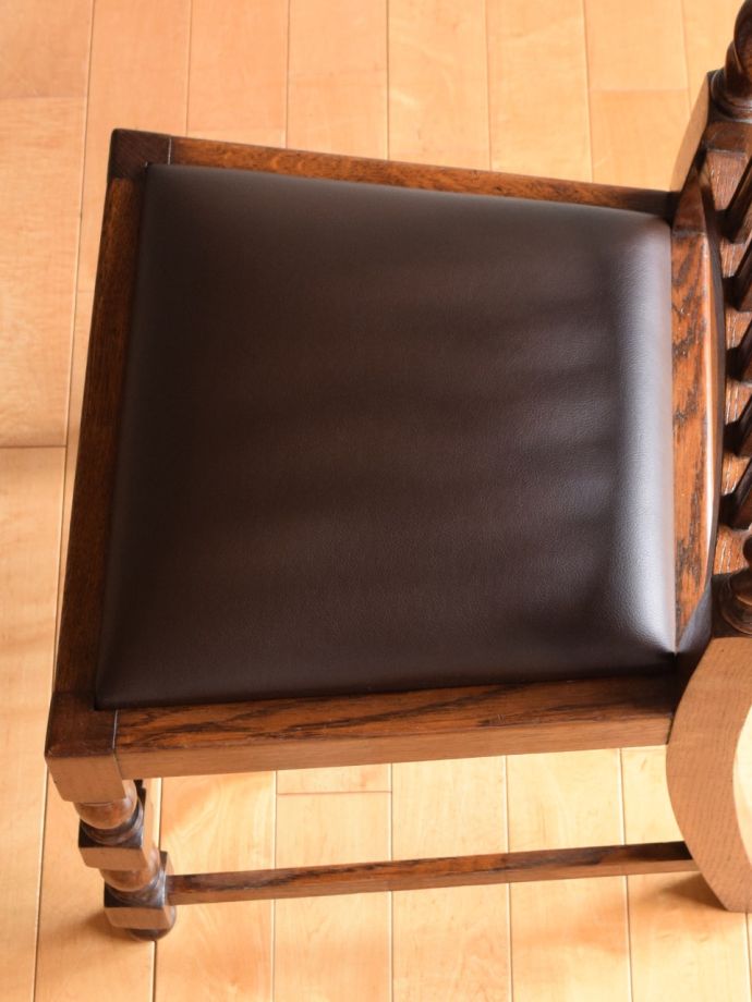 アンティークの椅子の座面