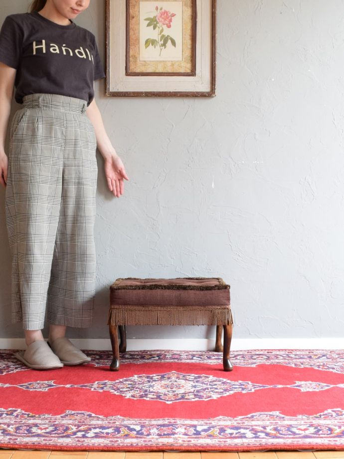 アンティークのフットスツール