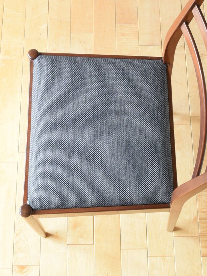 ビンテージチェアの座面