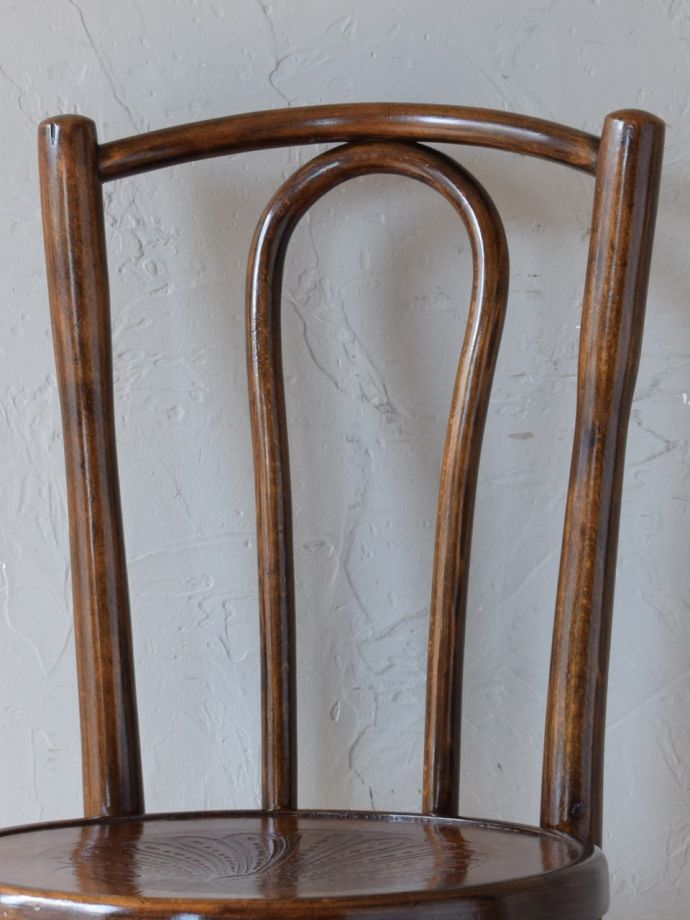 ベントウッドチェアの背もたれ