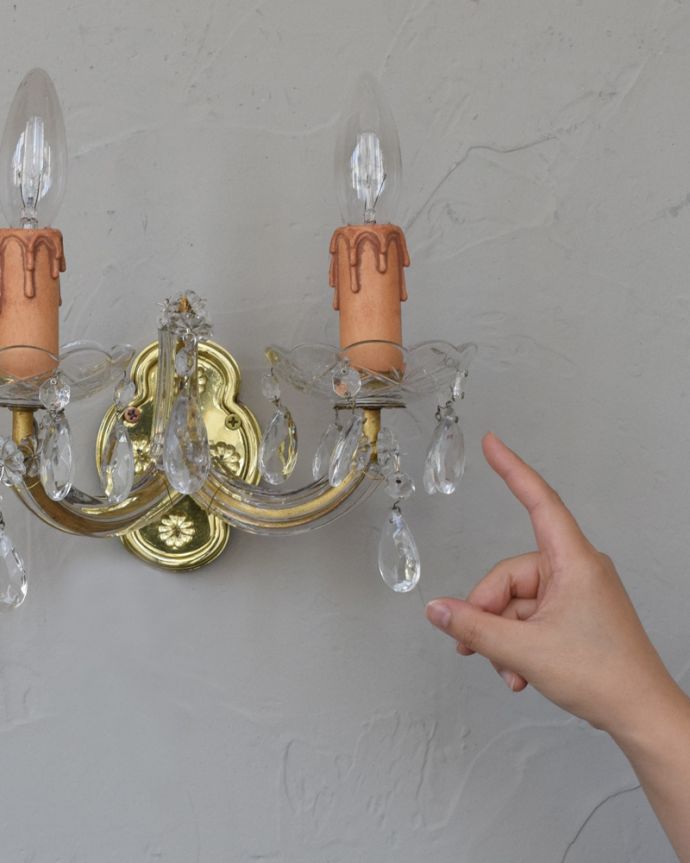 アンティークの壁付けシャンデリア