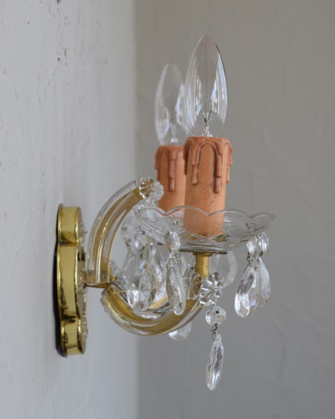 壁付けシャンデリアの側面