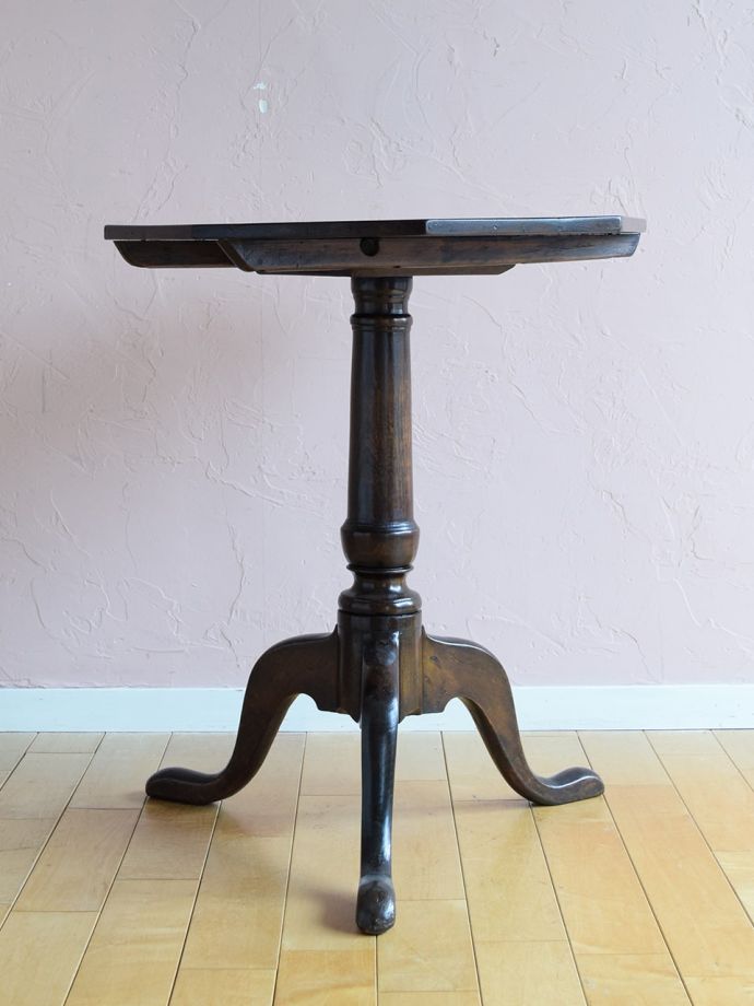 折り畳み式テーブルの側面