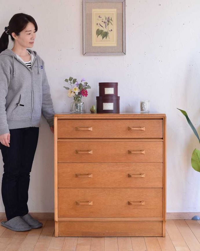 G-PLAN(Gプラン) アンティーク家具 小さな北欧インテリア、G-planのヴィンテージチェストBrandon(ブランドン) 。スッキリとしたカッコよさが魅力北欧スタイルのチェストは、やっぱり見た目がカッコいい!シンプルなのでどんなお部屋にも似合います。(k-2039-f)