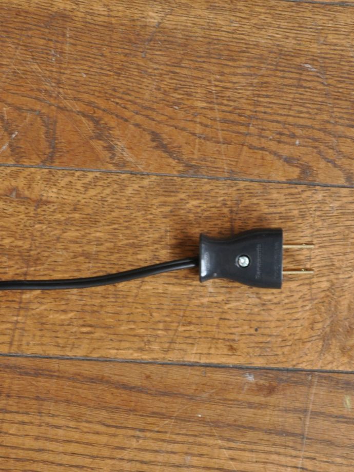 キャビネットのコンセント