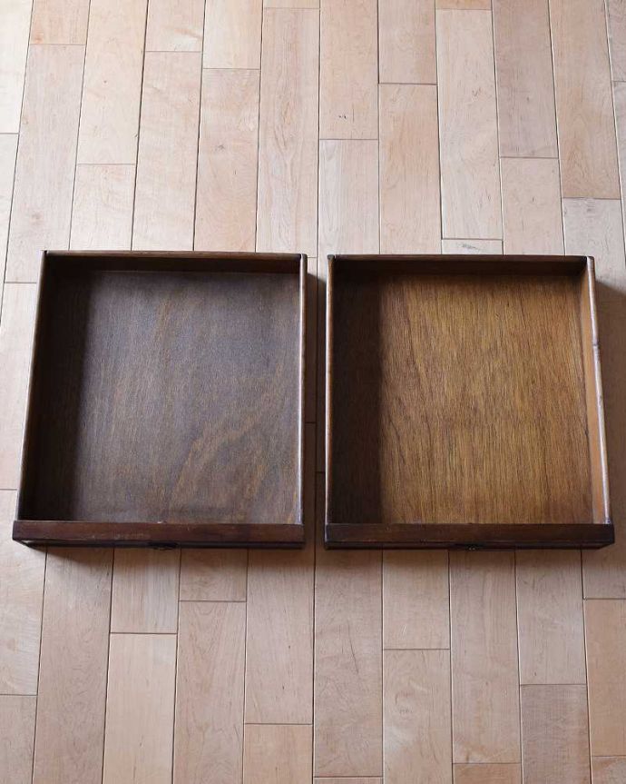 アンティークのデスク・書斎机　アンティーク家具　使い勝手が良い伸張式デスク、アンティークバタフライテーブル（キャスター付き）。引き出しの中もキレイに修復しました。(k-2066-f)