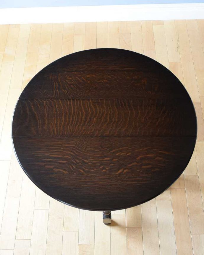 アンティークのテーブル　アンティーク家具　和室でも使えるアンティーク家具、ボビンターニングレッグのゲートレッグテーブル。天板の修復には自信があります。(k-2070-f)