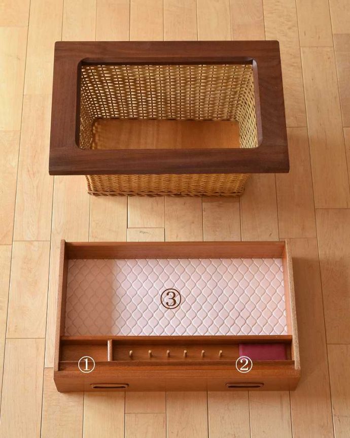 ソーイングボックス　アンティーク家具　機能的なヴィンテージの北欧系家具、バスケット付き＆伸張式のソーイングテーブル。引き出しの中もキレイです。(k-2108-f)