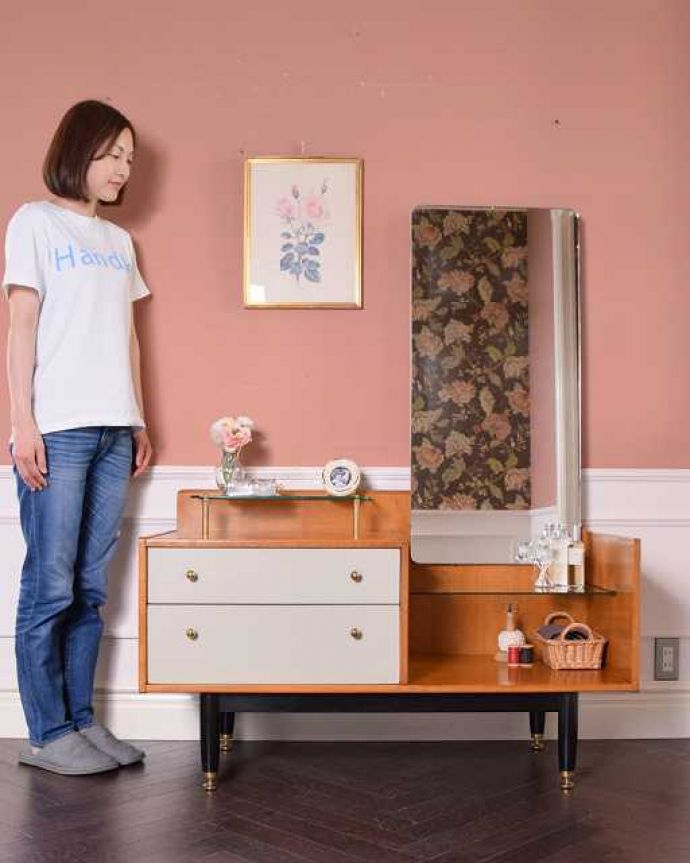 G-PLANのおしゃれなドレッサー