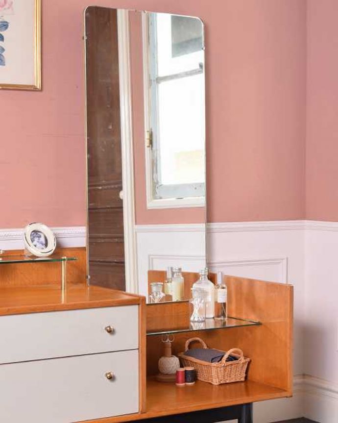 G-PLANのビンテージドレッサー