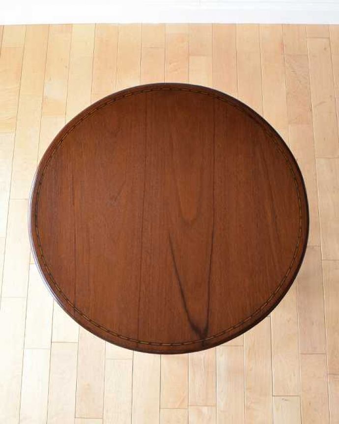 オケージョナルテーブルの天板