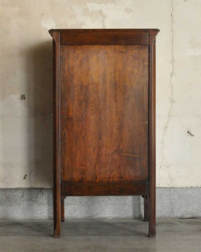 アンティークのチェスト アンティーク家具 たっぷり引き出しの付いたアンティーク英国家具、ミュージックキャビネット(収納家具)。修復してあるので後ろ姿もキレイです。(k-2170-f)