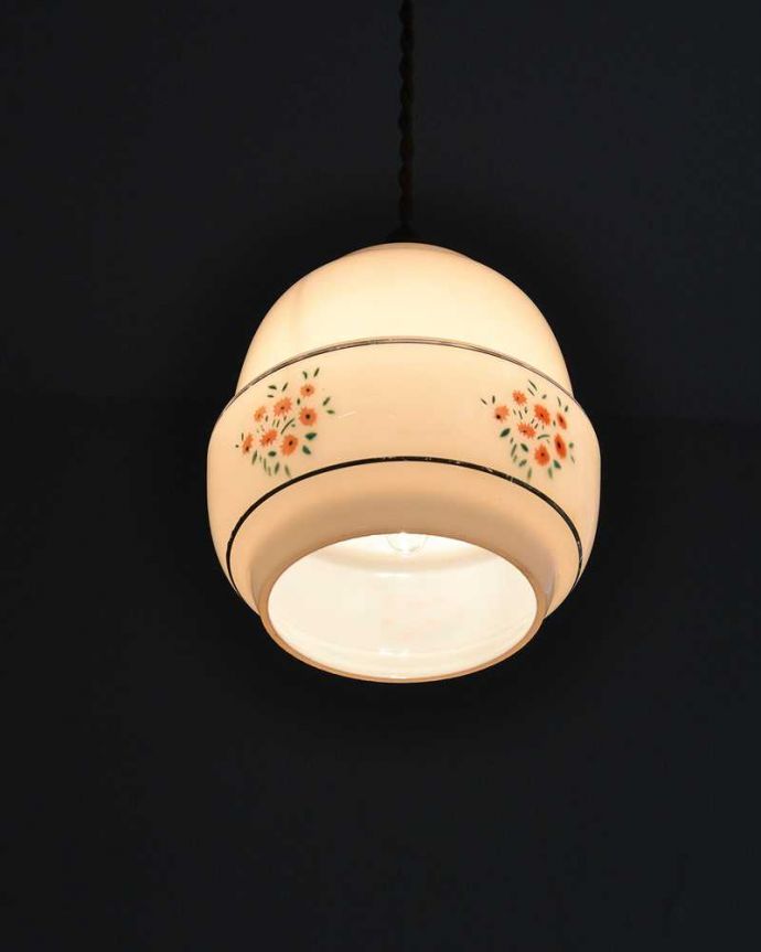 ペンダントライト　照明・ライティング　ピンク×ゴールドがお洒落なアンティークシェードペンダントライト（コード・シャンデリア電球・ギャラリーなし）。。(k-2177-z)